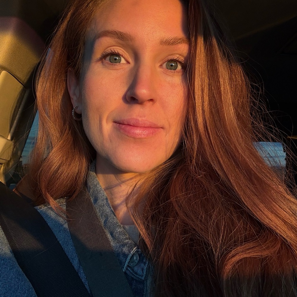 Meet your Posher, Cassandra